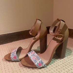 Mix. No 6 “Avery” Heel w embroidery, US Women’s 8